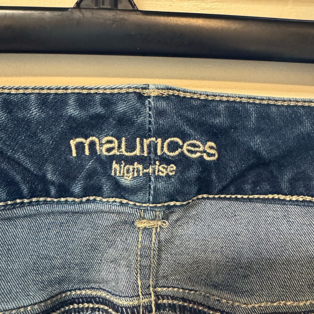 Maurice’s 
Straight leg kinda skinny 
14w
Regular - Picture 2 of 4